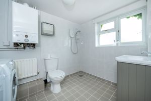 Wetroom/utility- click for photo gallery